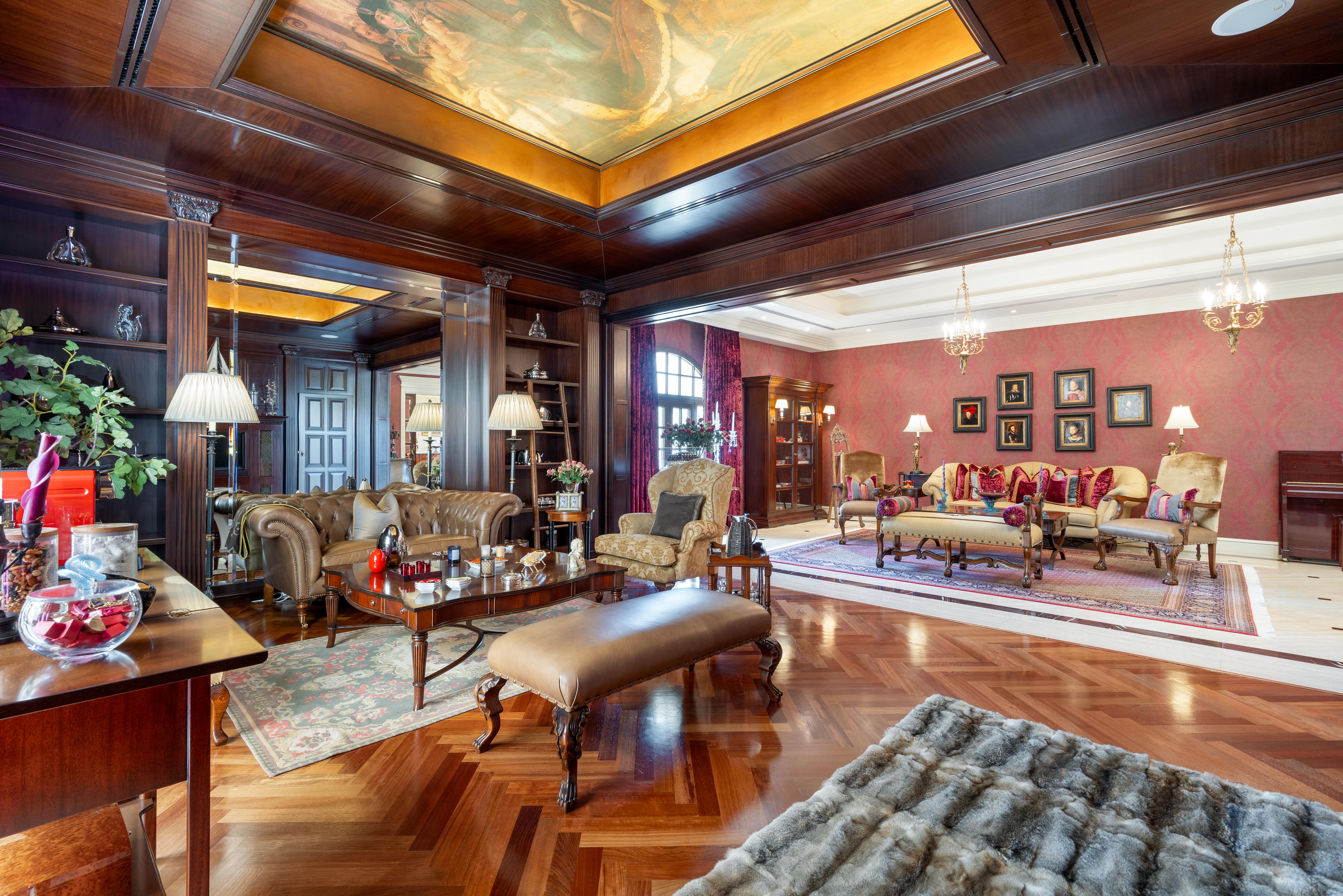 Classic residence